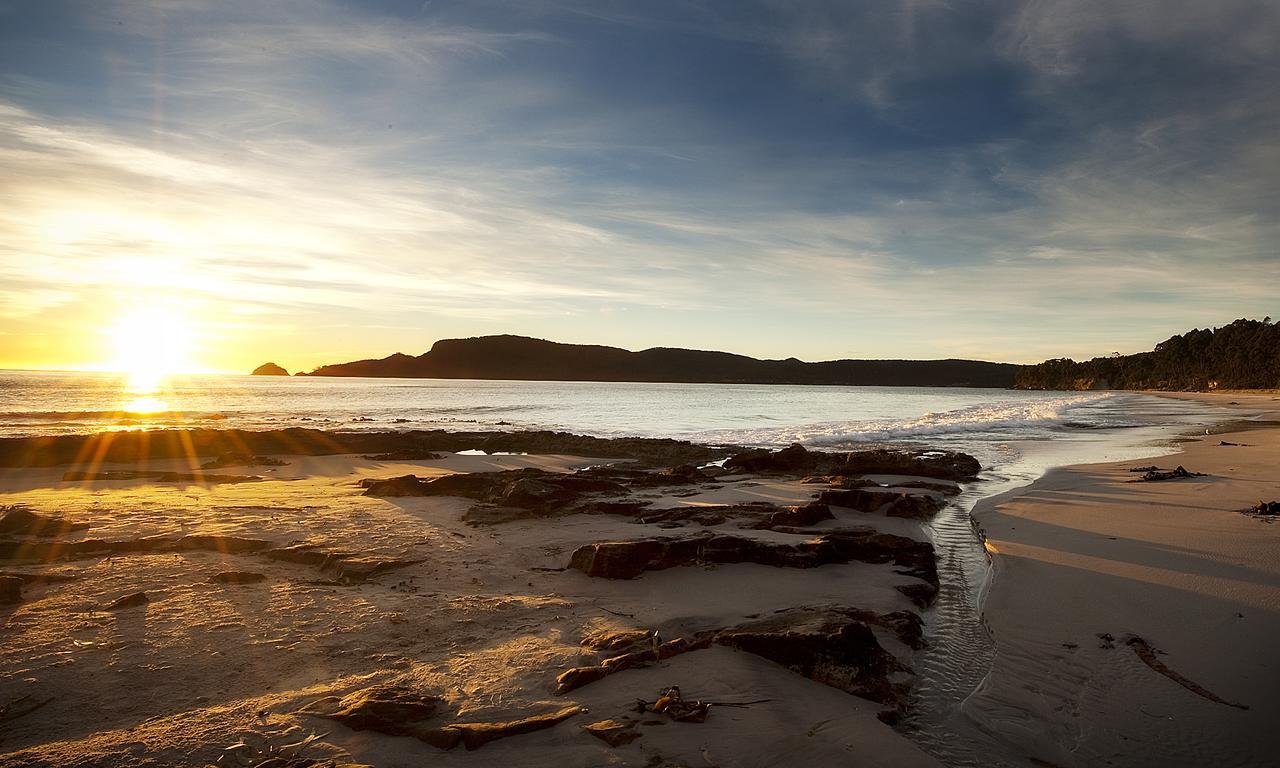 Апартаменты 43 Degrees Bruny Island Adventure Bay Экстерьер фото